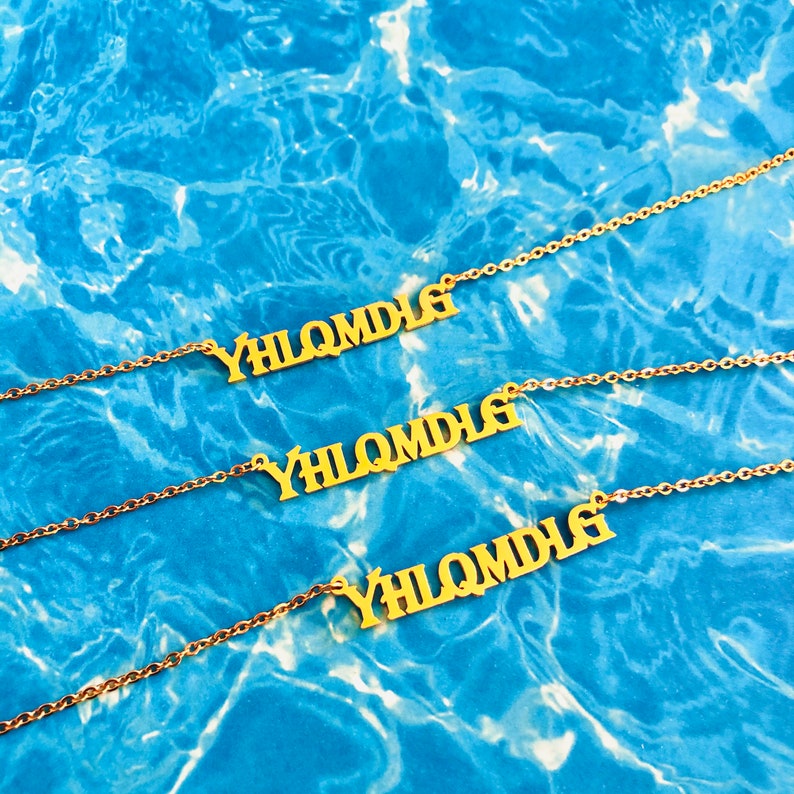 YHLQMDLG Old English Nameplate Stainless Steel Gold Plated Bad Bunny Ultimo Tour Del Mundo Yonaguni image 3