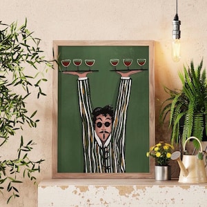 Può includere: Una stampa artistica incorniciata con un'illustrazione stilizzata di una persona che tiene due vassoi di calici di vino. La persona indossa un abito a righe e occhiali da sole.