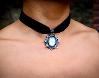 Moonstone Pendant Choker – Gothic Black Velvet Necklace, Celestial Jewelry