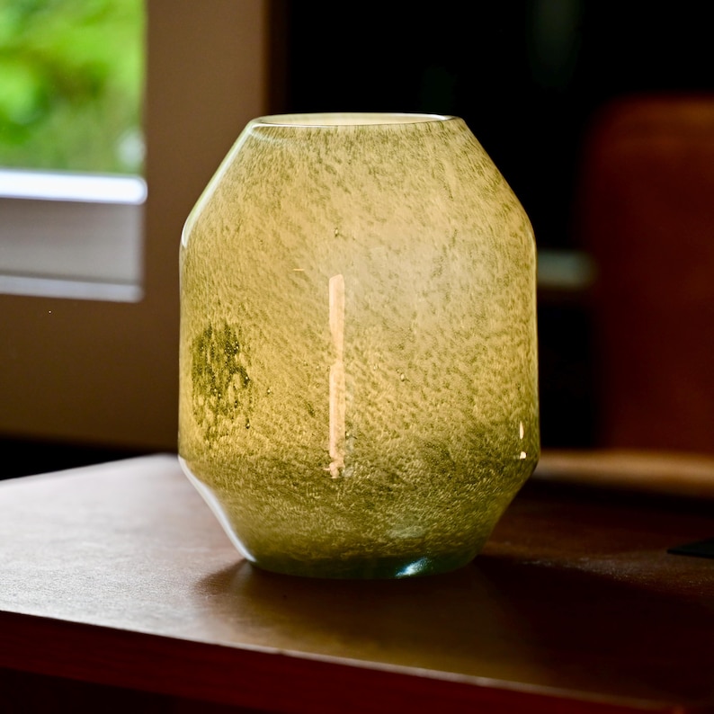 Vase Lamp, Blown Glass Lamp, Cordless Lamp, Glass Lamp, Ambient Lighting, Wireless Lamp, Table Lamp, Nightstand Lamp, Handmade Gold Lamp image 12