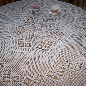 New large crocheted Snowflake Tablecloth image 4