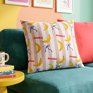Banana Pillowcase, Retro Fruit Cushion Cover, Cute Bow Aesthetic Pillow Cover, Funny Bananas Gift