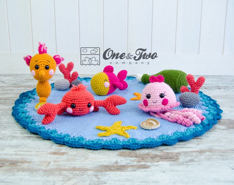 Amigurumi Pattern Crab Seahorse Fish PDF Crochet Pattern Tutorial Digital Download DIY Adventure under the Sea Playset Plush Toy image 2