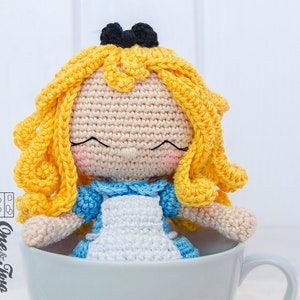 Amigurumi Pattern Girl PDF Crochet Pattern Tutorial Digital Download DIY Alice in Wonderland Amigurumi Toy image 3