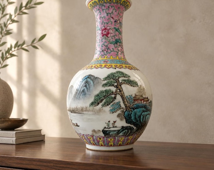 Vintage Chinese hand-painted famille rose porcelain vase with pink sgraffito 9” x 5”