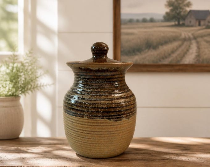 Vintage Columbia art studio pottery lidded jar with ribbed glaze  6.5” tall