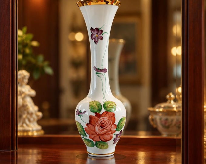 Vintage Japanese hand painted bud vase by Enesco 8” x 3”
