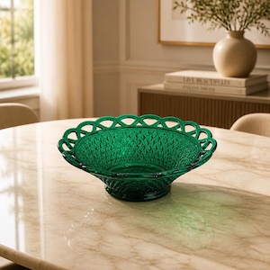 Vintage Steigel Imperial Glass emerald green bowl with lace detail trim- 9” x 3”