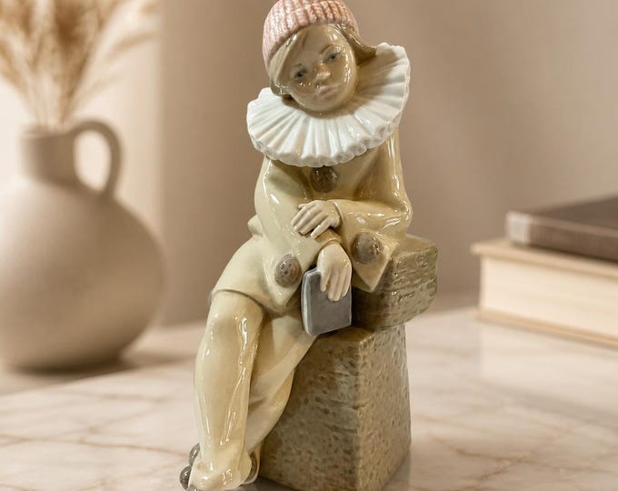 LLadro Little Jester porcelain
