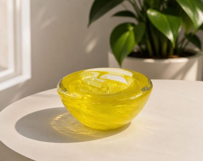 Vintage Kosta Boda “Atoll”art glass bowl by Anna Ehrner