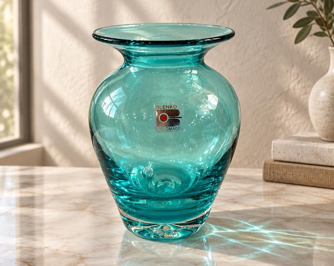 Vintage MCM Blenko wide mouth flare rim vase 7” x 5”