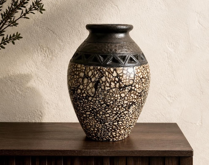Vintage crackle glaze eggshell & geometric accent textured vase 9.5” x 7”
