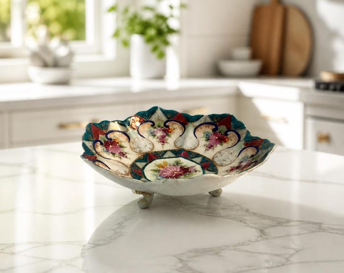 Antique Nippon hand-painted porcelain footed bowl with gold gilt trim 7”