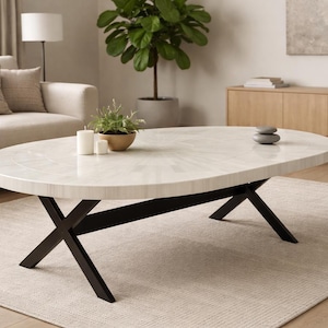 Ovaler Selenitstein-Esszimmer-Couchtisch, natürliches leuchtendes Finish, modernes Wohnen