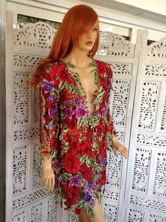 RESERVADO MYKONOS vestido de noche bordado con flores de seda y cristales de crochet de hilo dorado Etsy Espana