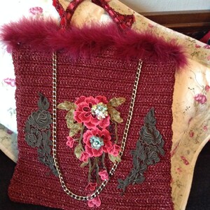 Tasche boho handgemacht gehäkelt rot marabu bordeaux rot unikat by goldenyarn