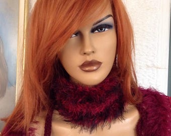Fascia per capelli, bandana, scaldaorecchie, lavorata a mano all'uncinetto, nera, rossa, in pelliccia sintetica. Accessori da donna, regali