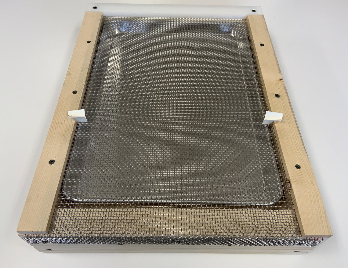 Cypress Freeman IPM Screened Bottom Board For Bee Hives (5 Nuc, 8 & 10 Frame) - Fights Hive Beetles