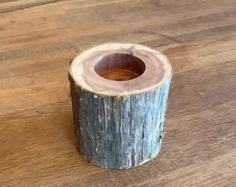 Candelabro de té de cedro rojo