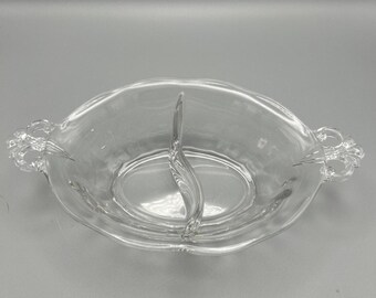 Plato ovalado para aperitivos Fostoria Crystal Clear Lafayette de 2 compartimentos. 1930.