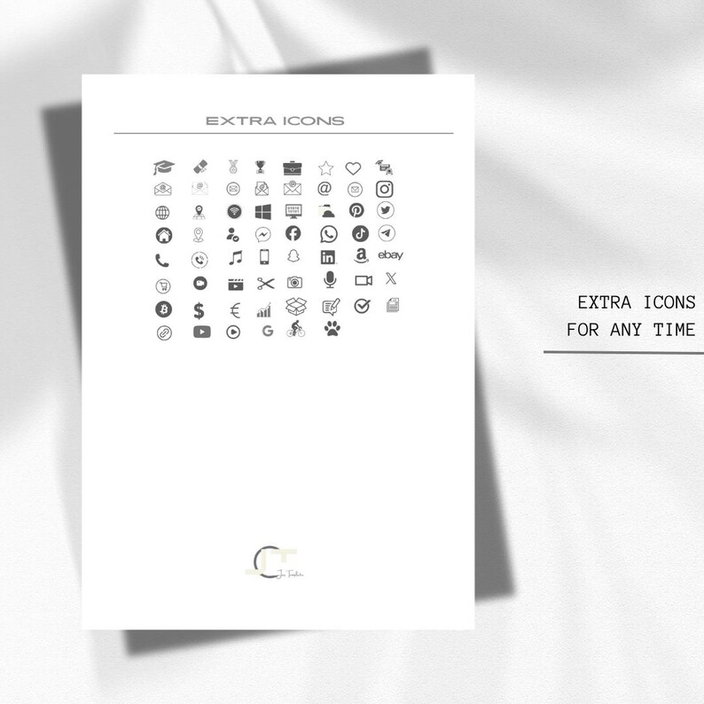 Puede incluir: Una hoja de papel blanca con varios iconos negros, incluyendo logotipos de redes sociales, s&iacute;mbolos y un birrete. El texto "EXTRA ICONS" est&aacute; en la parte superior, con "EXTRA ICONS FOR ANY TIME" a la derecha.