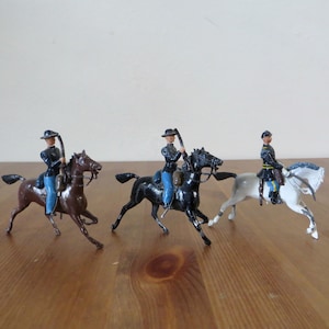 RARE Vintage Britain&#39;s Ltd. Toy Soldiers on Horses / Lot of 3 / MM