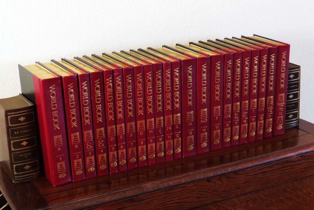 Vintage WORLD BOOK ENCYCLOPEDIA Set, 1989 Edition 22 Volumes by World