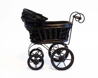 Vintage Victorian 10" Doll Pram Toy Stroller Carriage