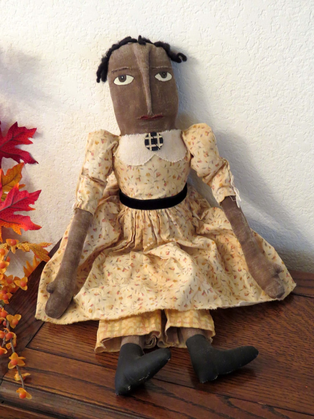 Vintage Folk Art Cloth Doll: 22