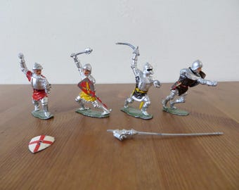 RARE Vintage Britain's Ltd. Toy Knights with Accessories / Lot of 4 Figures / MM