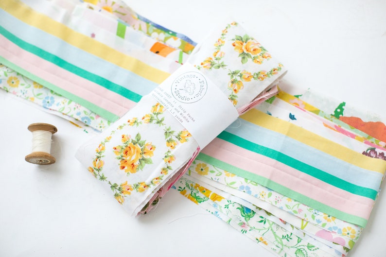 Jelly Roll, Vintage Sheet Hem Pack, Vintage Fabric Strip Bundle, Jelly Rolls Quilt Kit, Vintage Sheets for Quilting, Florals All Colorful image 2