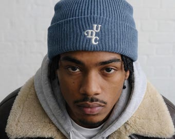 Logo Embroidered Knit Beanie for Men & Women, Cuffed Winter Skull Cap, Minimalist Streetwear Beanie Hat, Soft Ribbed Knit Cap, Retro Gift