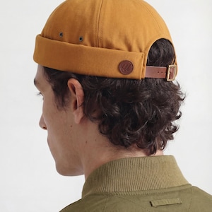 Vintage Brimless Cotton Docker Cap for Men & Women, Retro Fisherman Miki Hat, Minimalist Sailor Skull Cap, Adjustable Streetwear Gift