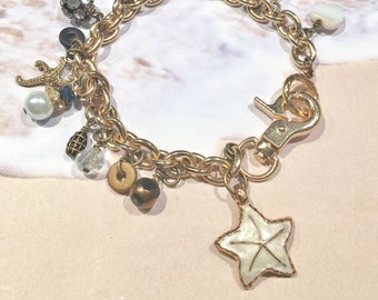 Gold Starfish Charm Bracelet, Gold and Black Bracelet, Beach Bracelet, Gold Charm Bracelet, Starfish Bracelet, Chain Charm Bracelet