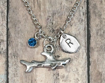 Shark Necklace for Women Shark Gifts for Kids, Shark Jewelry for Men Initial Necklace Personalized Shark Charm Necklace Silver Shark Pendant