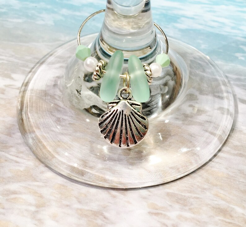 12 Seashell Wine Charms Beach Wine Charms Tropical Gifts Beach Etsy