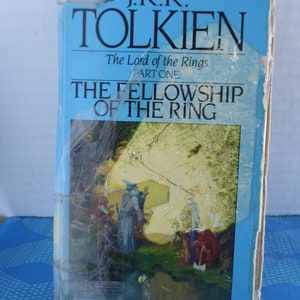 The Fellowship of the Ring (Media Tie-in) by J.R.R. Tolkien - Teacher's  Guide: 9780593500484 - : Books