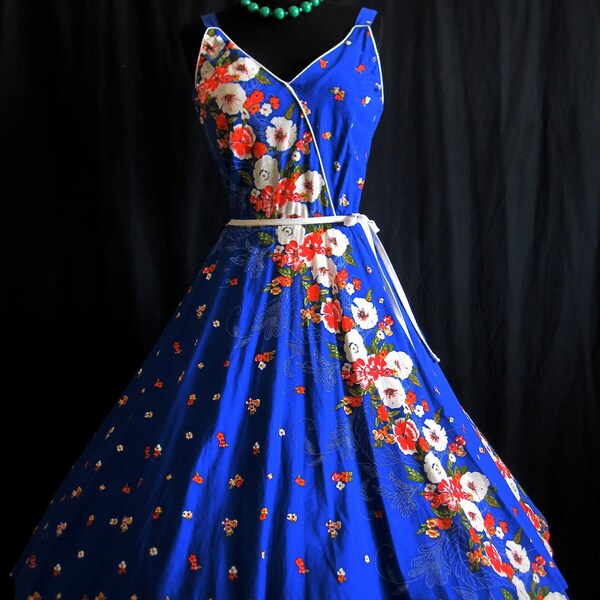 HOLD Illyne Rios: 1950's Bold Royal Blue Red White Carnation Plunge Full Circle skirt Smocked back Garden Party Sun Dress M/Full