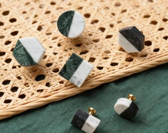 Geometrischer Möbelgriff aus Messing