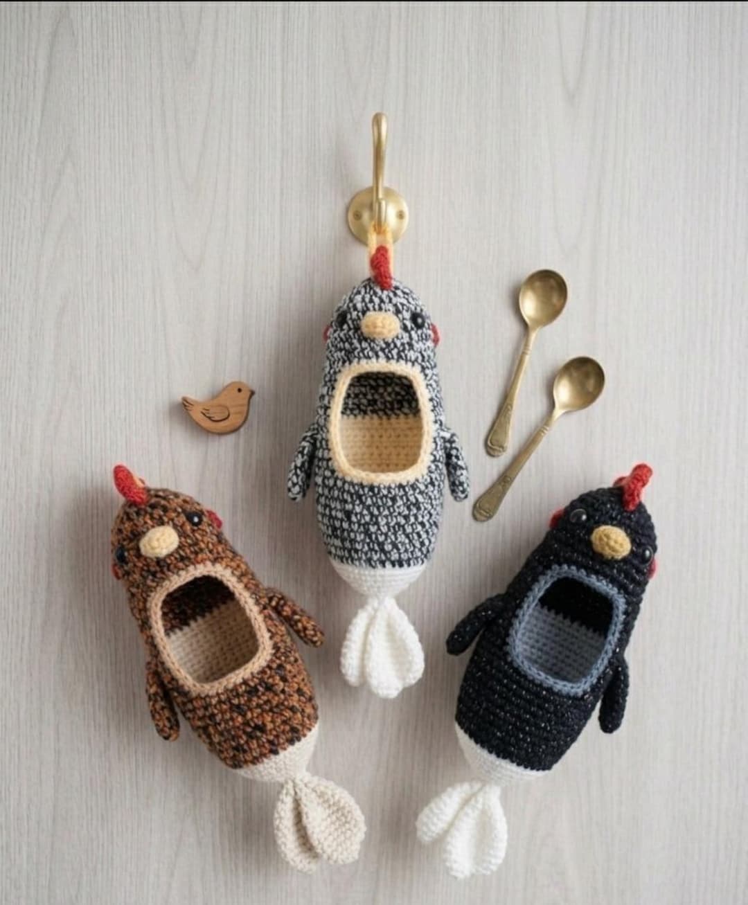 Chicken Key Rack Chicken Hanging Pouch & Keyholder Pattern PDF | Easter Wall Organizer ...