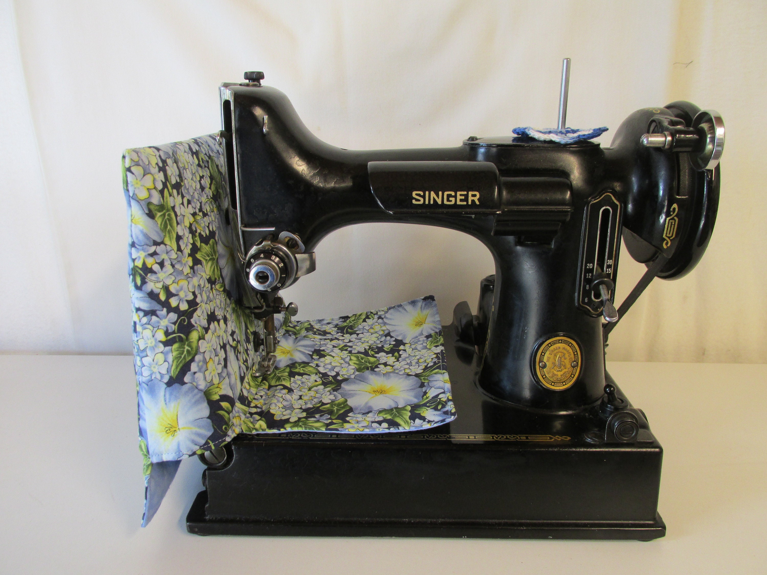 SINGER® Sewing Machine Carry Case : SINGER®