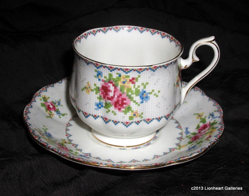 Vintage Royal Albert Petit Point 4 Piece Place Setting English Bone China Dinnerware