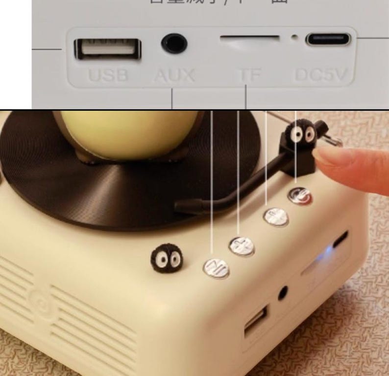 Pu&ograve; includere: Un altoparlante color crema in stile retr&ograve; con un design a giradischi. Include porte USB, AUX, TF e DC5V. L'altoparlante ha diversi pulsanti di controllo e un piccolo personaggio decorativo sul lato.