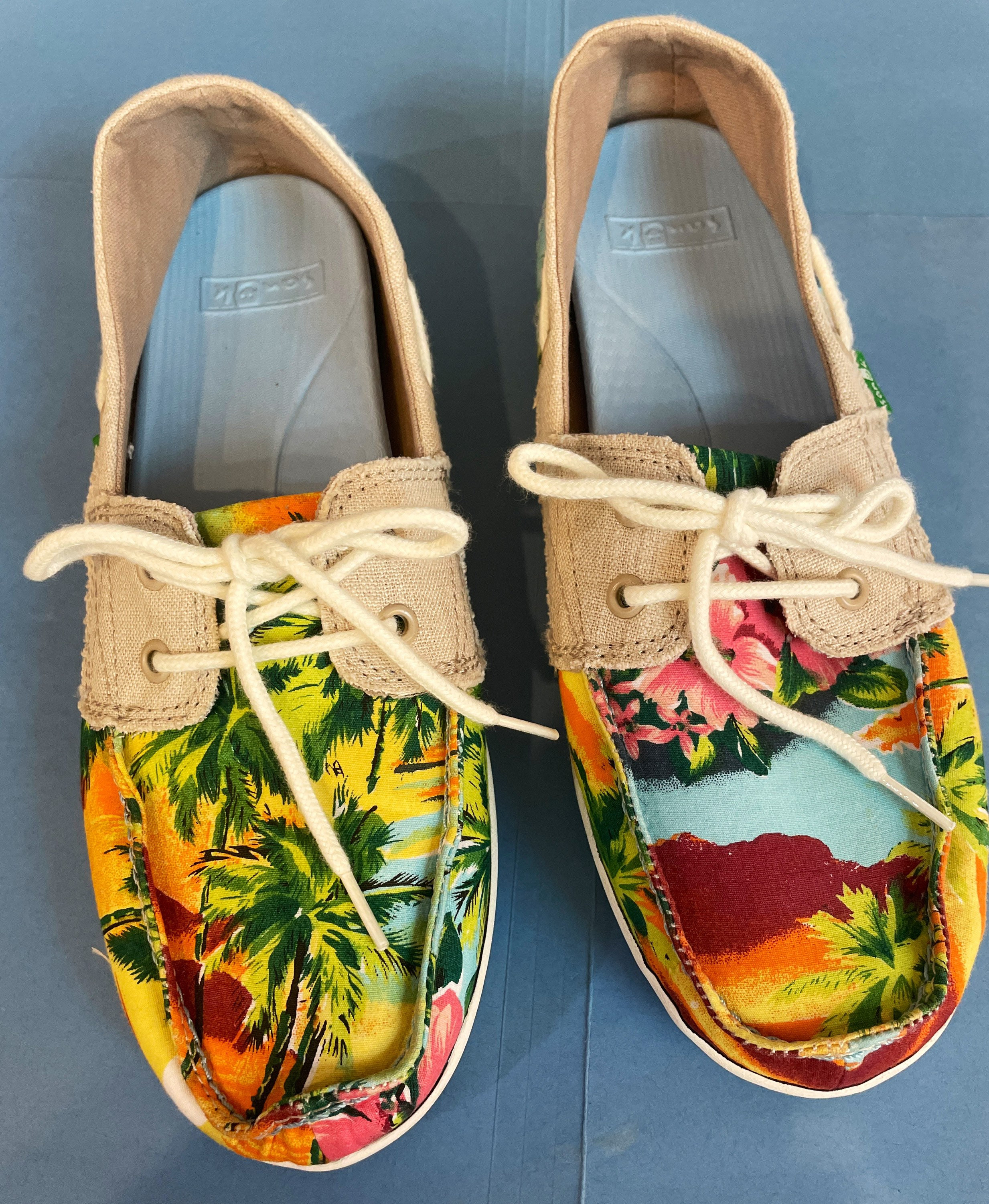 Sanuk baby deals
