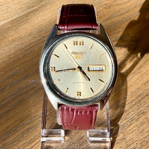 Vintage Seiko 5 Automatic Watch | Silver Dial, 1970s Japan, Day Date, Serviced