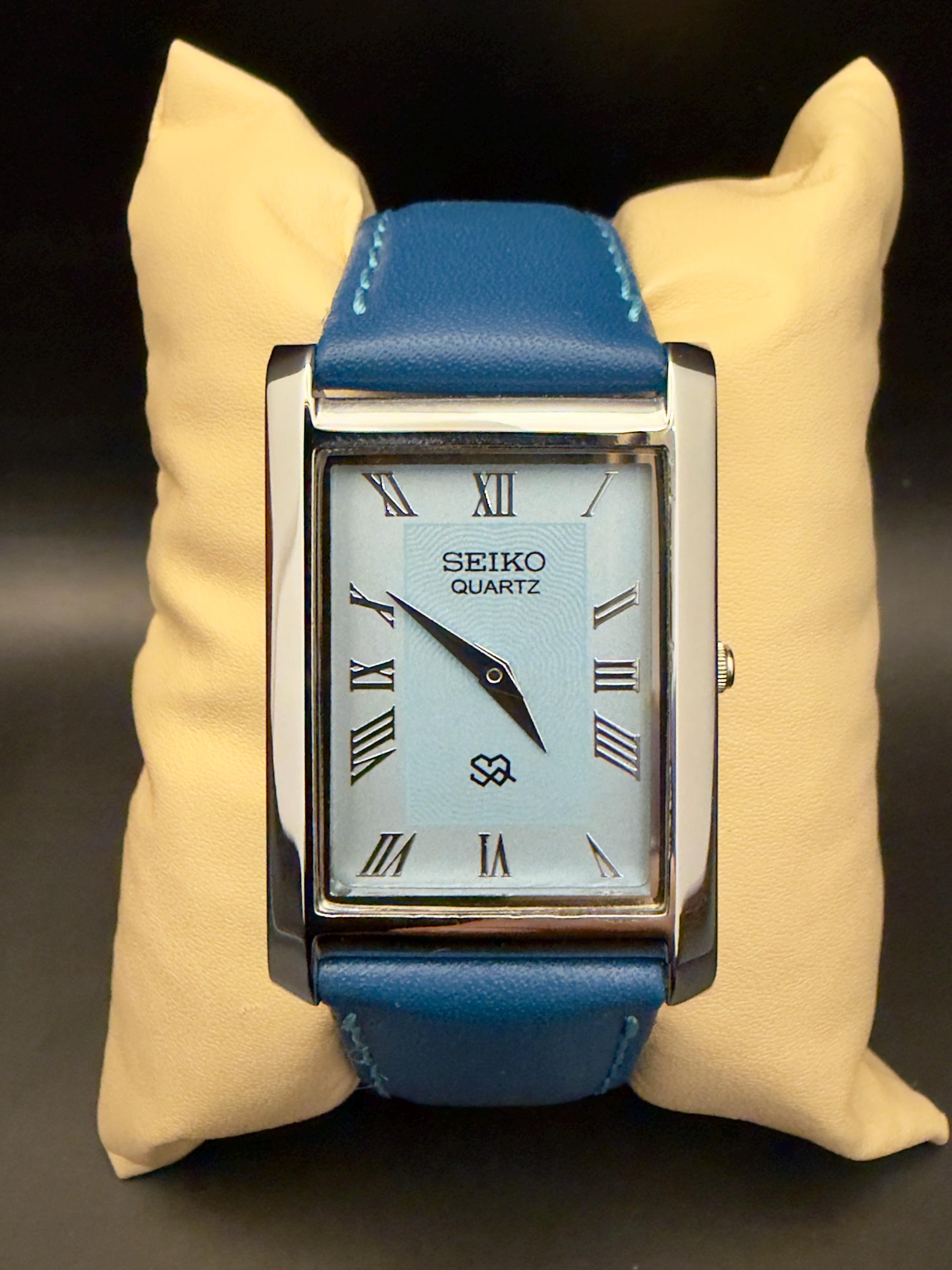 Vintage Seiko 1100-5319 Ladies Mechanical Watch Blue Dial Textured Bracelet Seiko Watch Women Blue Dial - Etsy main image 2