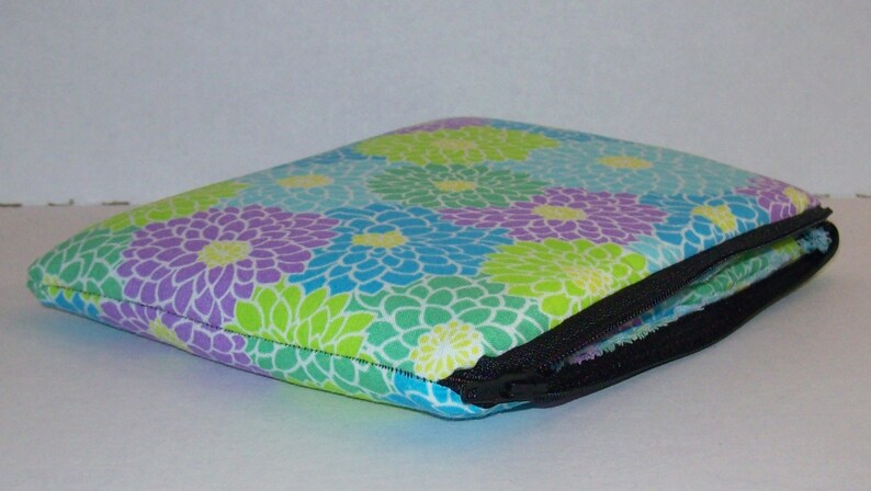 Smoke Accessory Spring Stoner Gift Flowers Padded Pipe Pouch Glass Pipe Case 7.5 x 6 X LARGE Stash Bag Floral Zipper Bag