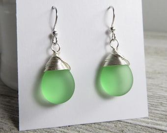 green sea glass earring, sea glass jewelry, drop dangle earrings,  wire wrap