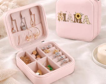 Personalized Travel Jewelry Box for Mom, Custom Jewelry Organizer, Mom Jewelry Case Gift, Custom Name Jewelry Box, Mothers Day Gift