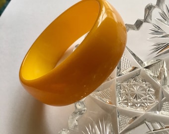 Butterscotch Bakelite Bangle Bracelet